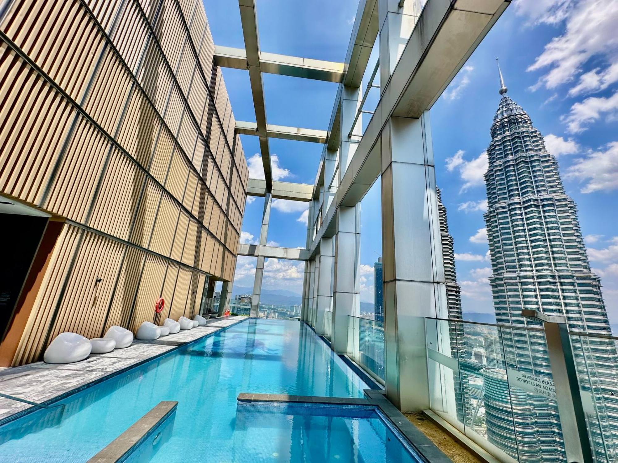 Victoria Home Tropicana The Residence Klcc Bukit Bintang 쿠알라룸푸르 외부 사진
