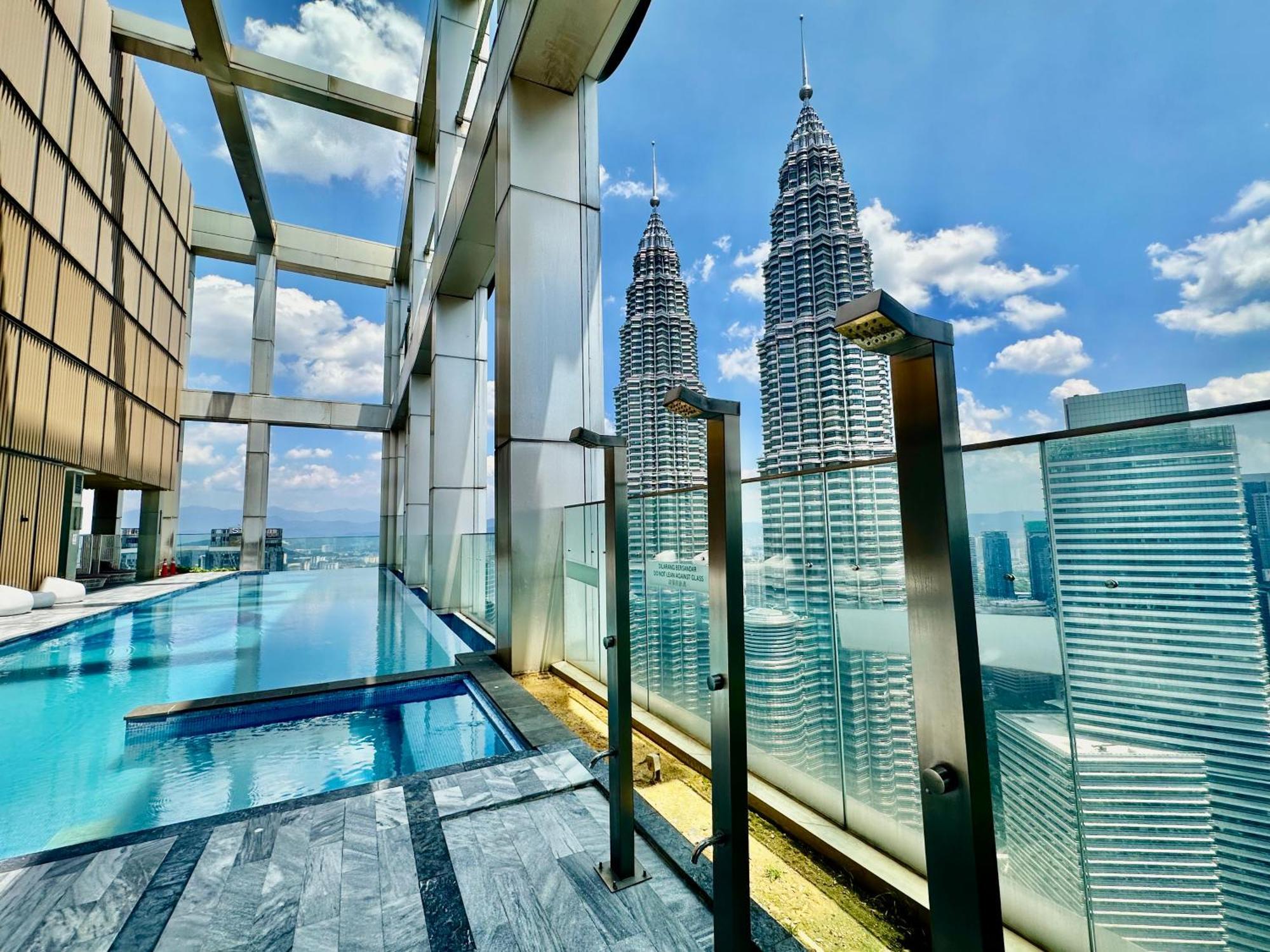 Victoria Home Tropicana The Residence Klcc Bukit Bintang 쿠알라룸푸르 외부 사진